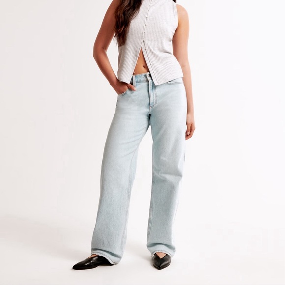 Abercrombie & Fitch | Curve Love Low Rise Baggy Jean - Size 26 Long - Picture 2 of 8